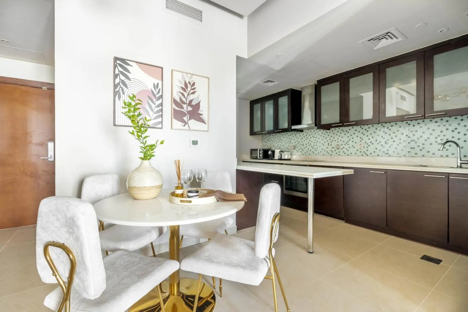 Guestready - Elegant Home In Business Bay Dubai